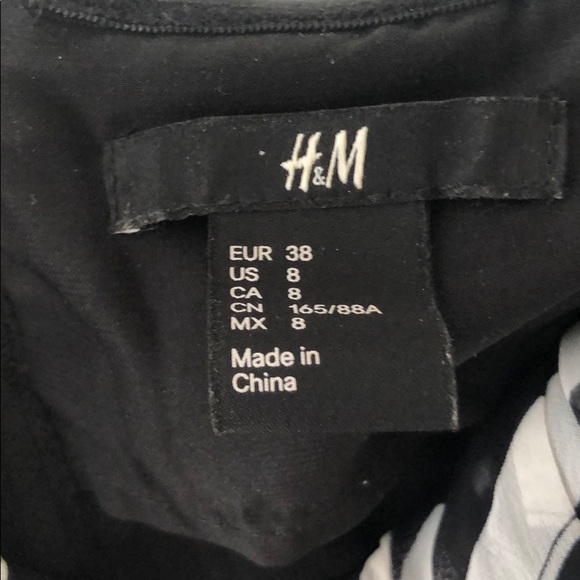 H&M semi formal dress - Picture 2 of 3